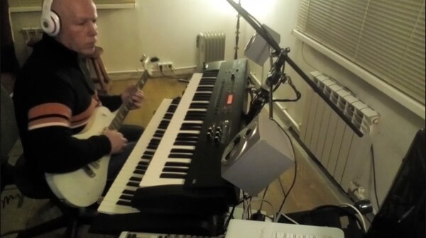 Александр Петров