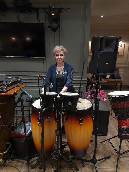 В ресторане на выпускном вечере сына