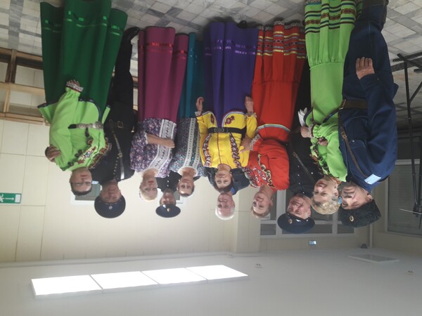 Терцы в Ростове, Игорь в центре