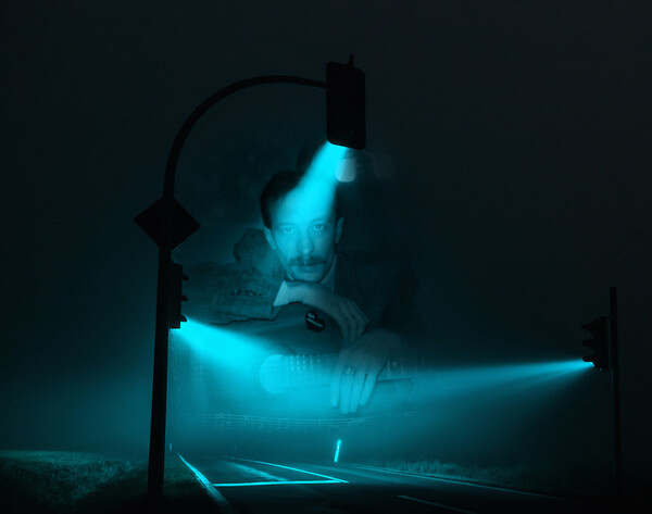 Свет кривого фонаря