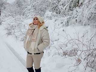 На белом покрывале Января😊😊😊